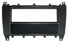 Adattatore mascherina autoradio MERCEDES Classe C W203 CLK
