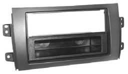 Adattatore Autoradio 2 DIN con cassetto rimuovibile Nero per
FIAT Sedici dal 2006 in poi
SUZUKI SX 4 dal 2006 in poi