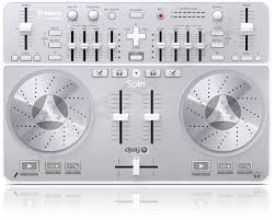 Vestax Spin è un un controller digitale per DJ con in bundle un software che consente il mixaggio, lo scratch e la riproduzione di musica in modo semplice ed intuitivo. Basato sulla qualità ed esperienza di sviluppo di prodotti come VCI-300, Spin non vuol